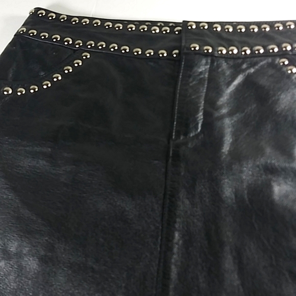 Steve Madden Studded Blk. Leather Skirt. - Picture 2 of 6
